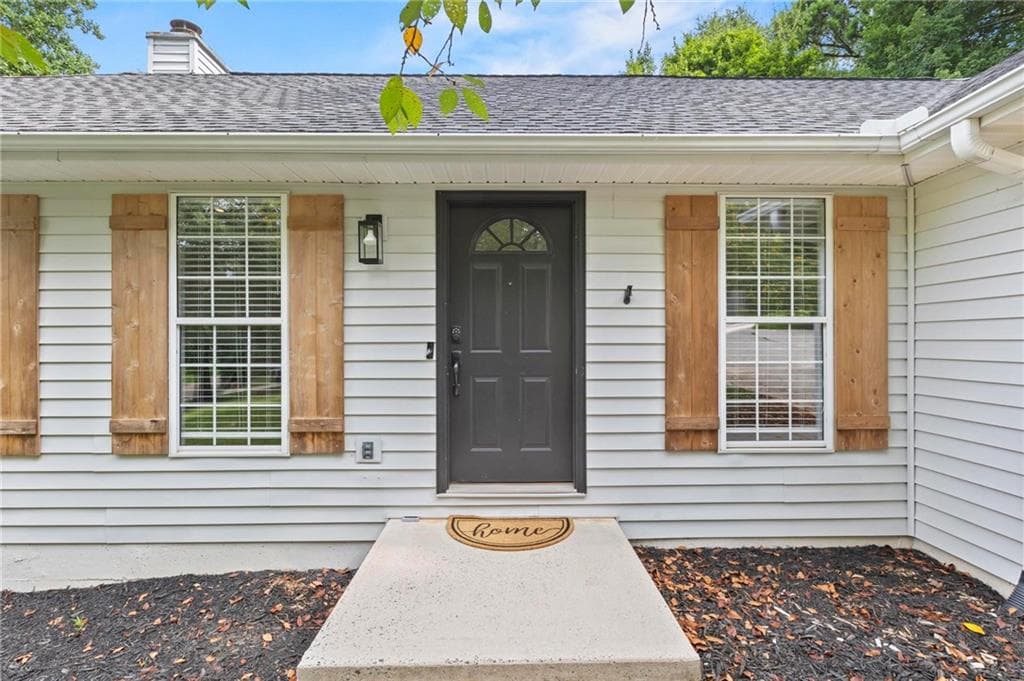 3 bedroom, 3 bathroom, 1,512 sq ft single family residence for rent at 6360 Mountain View Trail, Cumming, GA 30041 for $2,500 a month — photo 3