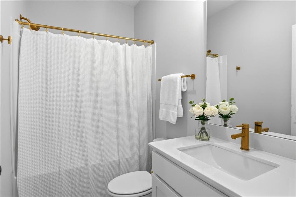 3 bedroom, 4 bathroom, 2,125 sq ft townhouse for sale at 1728 Evenstad Way, Smyrna, GA 30080 — photo 6