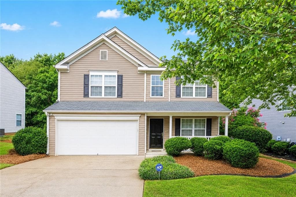 4 bedroom, 3 bathroom, 2,200 sq ft single family residence under contract at 6738 Brookfield Way, Douglasville, GA 30134