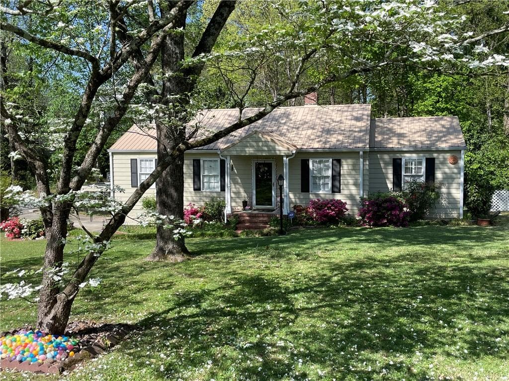 4 bedroom, 3 bathroom single family residence for sale at 3066 Jefferson Street, Atlanta, GA 30341 — photo 2