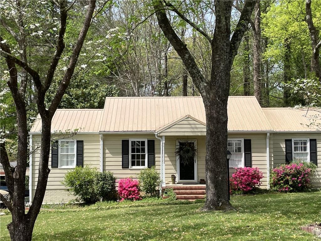 4 bedroom, 3 bathroom single family residence for sale at 3066 Jefferson Street, Atlanta, GA 30341 — photo 3