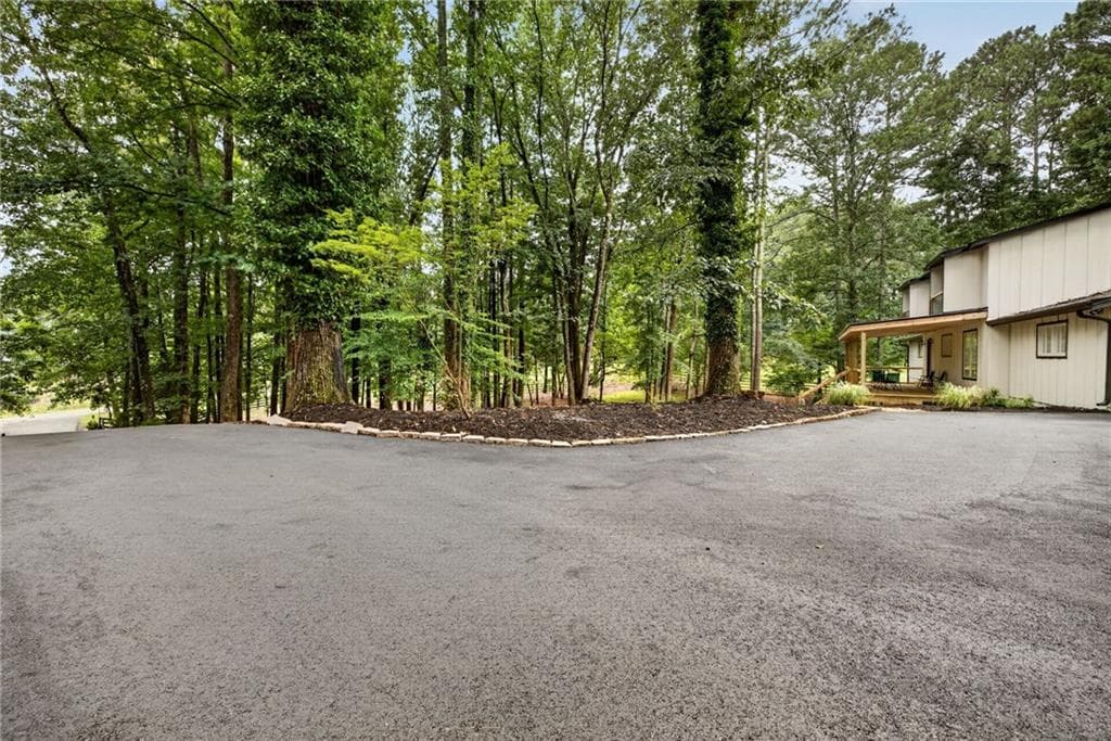3 bedroom, 3 bathroom, 2,784 sq ft single family residence for sale at 15970 Freemanville Road, Milton, GA 30004 — photo 8