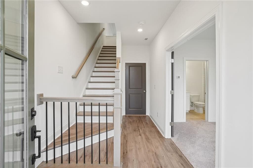 3 bedroom, 4 bathroom, 1,978 sq ft townhouse for sale at 659 Silva Street 142, Cumming, GA 30040 — photo 3