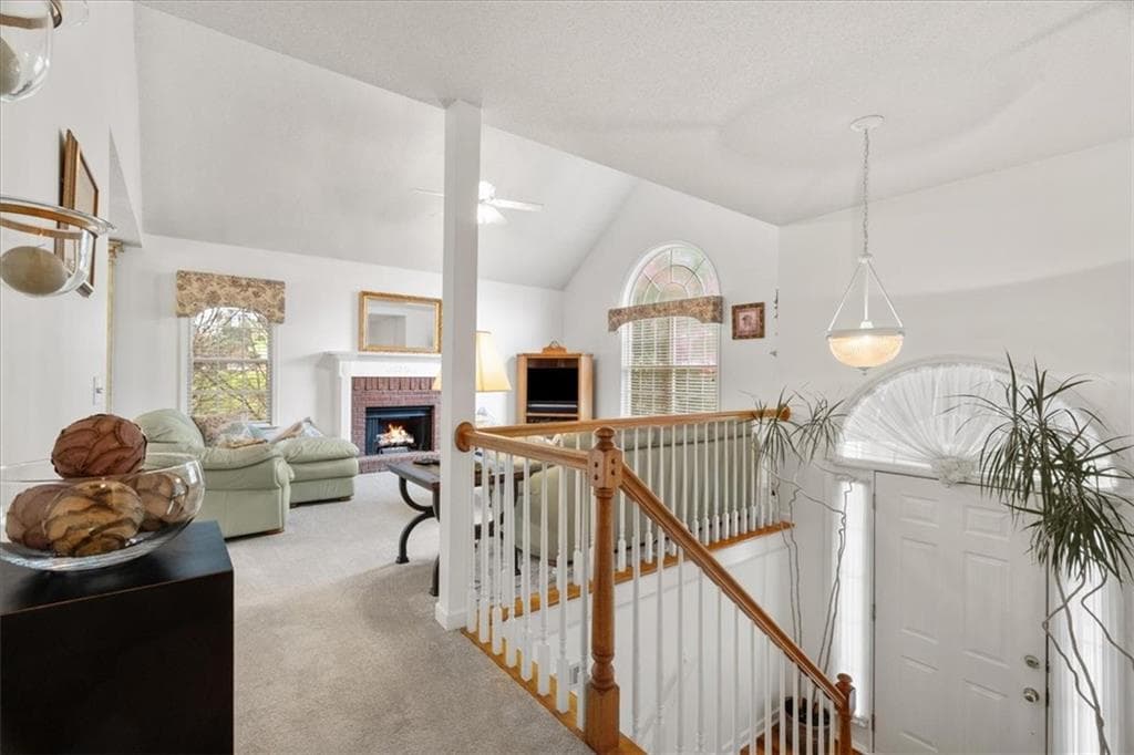 3 bedroom, 2 bathroom, 1,879 sq ft single family residence for sale at 130 Orchard Way, Calhoun, GA 30701 — photo 3