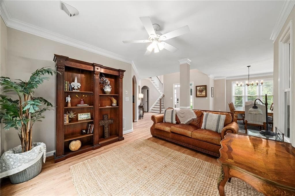 5 bedroom, 5 bathroom, 5,205 sq ft single family residence under contract at 915 Sentry Ridge Crossing, Suwanee, GA 30024 — photo 8
