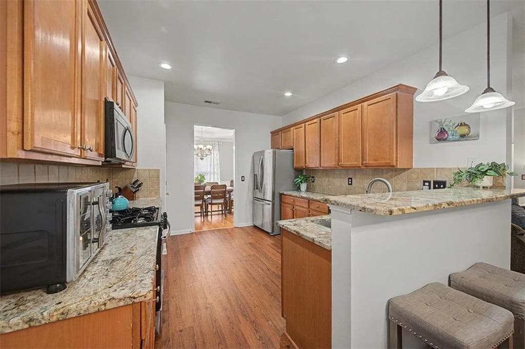 4 bedroom, 3 bathroom, 2,596 sq ft single family residence under contract at 4363 Walforde Boulevard, Acworth, GA 30101 — photo 7