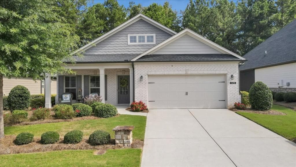 2 bedroom, 2 bathroom, 1,912 sq ft single family residence under contract at 329 Ellington Drive, Canton, GA 30115