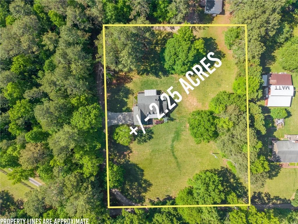 4 bedroom, 4 bathroom, 3,297 sq ft single family residence for sale at 5822 John Burruss Road, Cumming, GA 30040 — photo 5