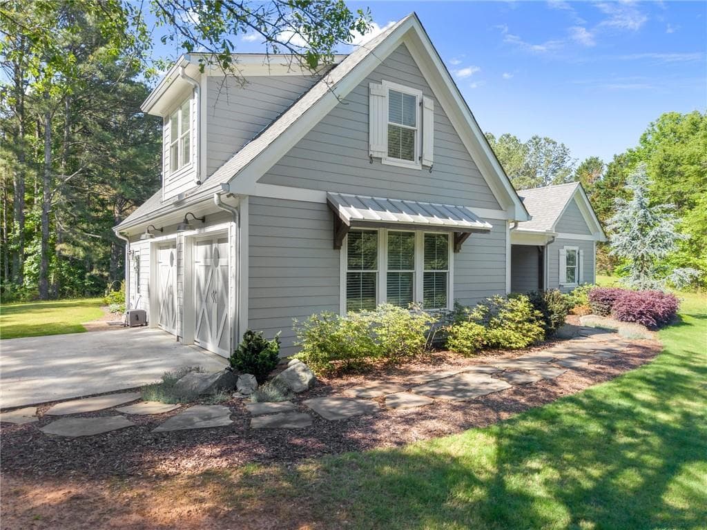 4 bedroom, 4 bathroom, 3,297 sq ft single family residence for sale at 5822 John Burruss Road, Cumming, GA 30040 — photo 7