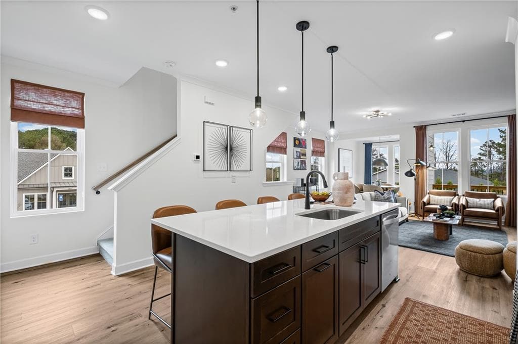 3 bedroom, 3 bathroom, 1,912 sq ft townhouse for sale at 228 Village Overlook L1, Canton, GA 30114 — photo 7