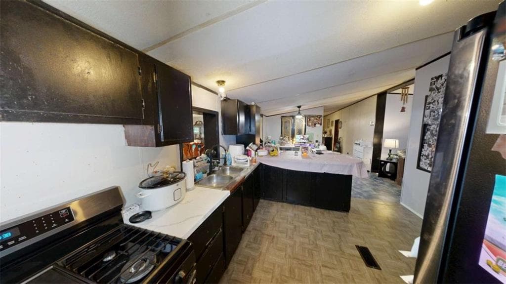 5 bedroom, 2 bathroom, 1,680 sq ft single family residence for sale at 93727 Highway 9, Lineville, AL 36266 — photo 9