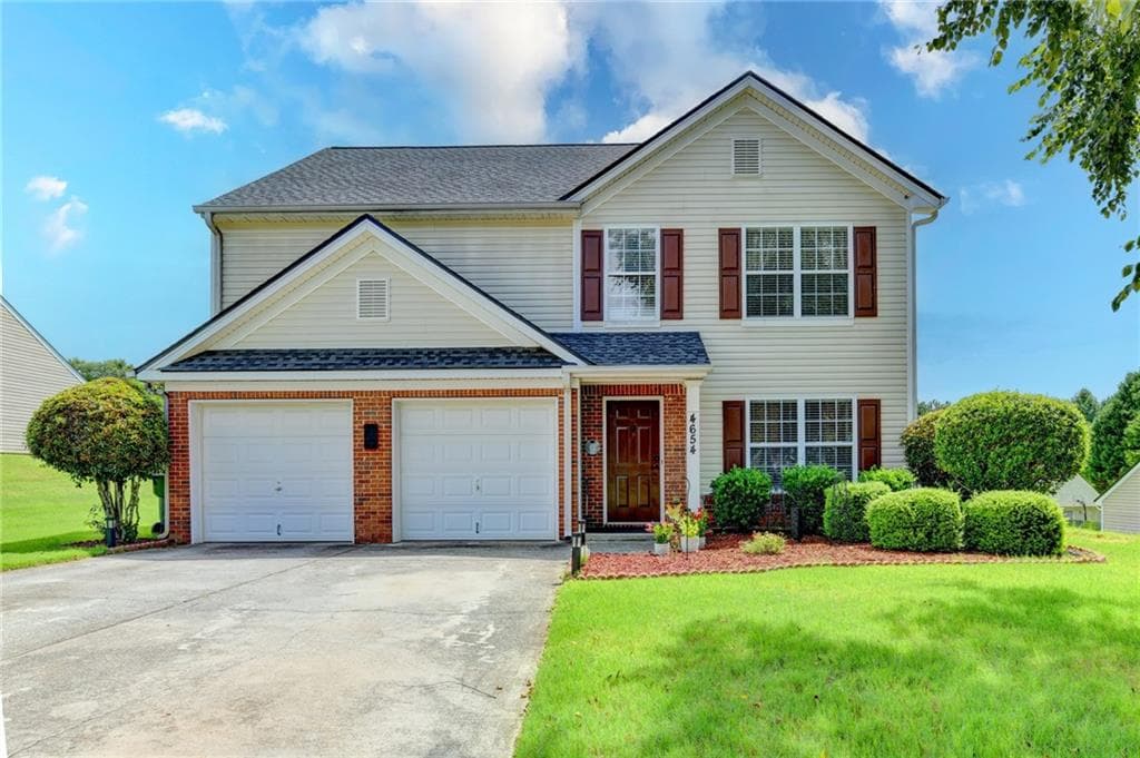 3 bedroom, 3 bathroom, 1,874 sq ft single family residence for sale at 4654 Pine Isle Way, Buford, GA 30518 — photo 2