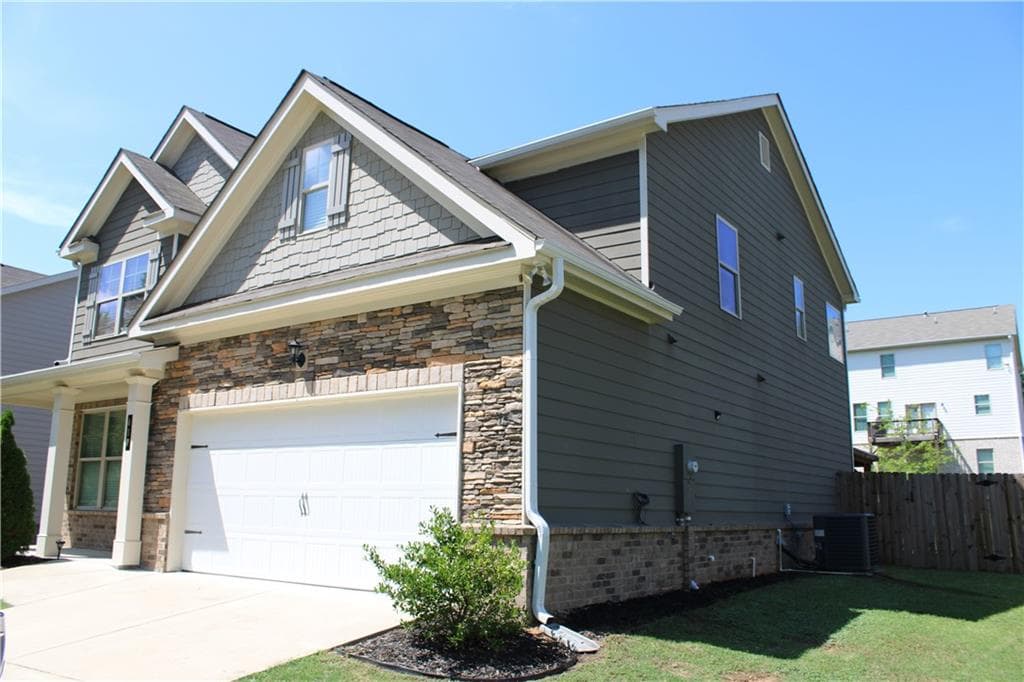 4 bedroom, 3 bathroom, 2,428 sq ft single family residence for sale at 417 Oaklawn Park, Dacula, GA 30019 — photo 2