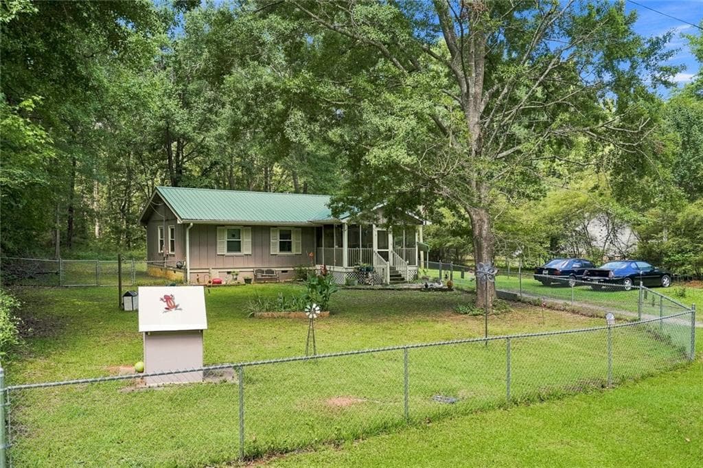 3 bedroom, 1 bathroom, 984 sq ft single family residence for sale at 2261 Rehoboth Church Road, Griffin, GA 30224 — photo 7
