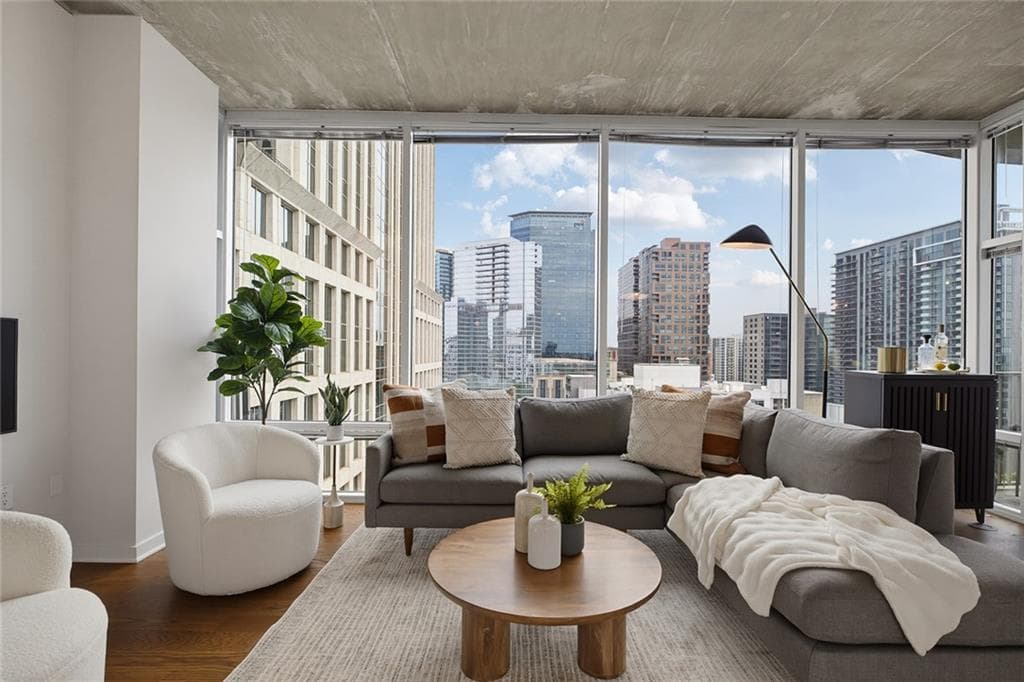1 bedroom, 1 bathroom, 872 sq ft condominium for sale at 943 Peachtree Street 1218, Atlanta, GA 30309 — photo 6