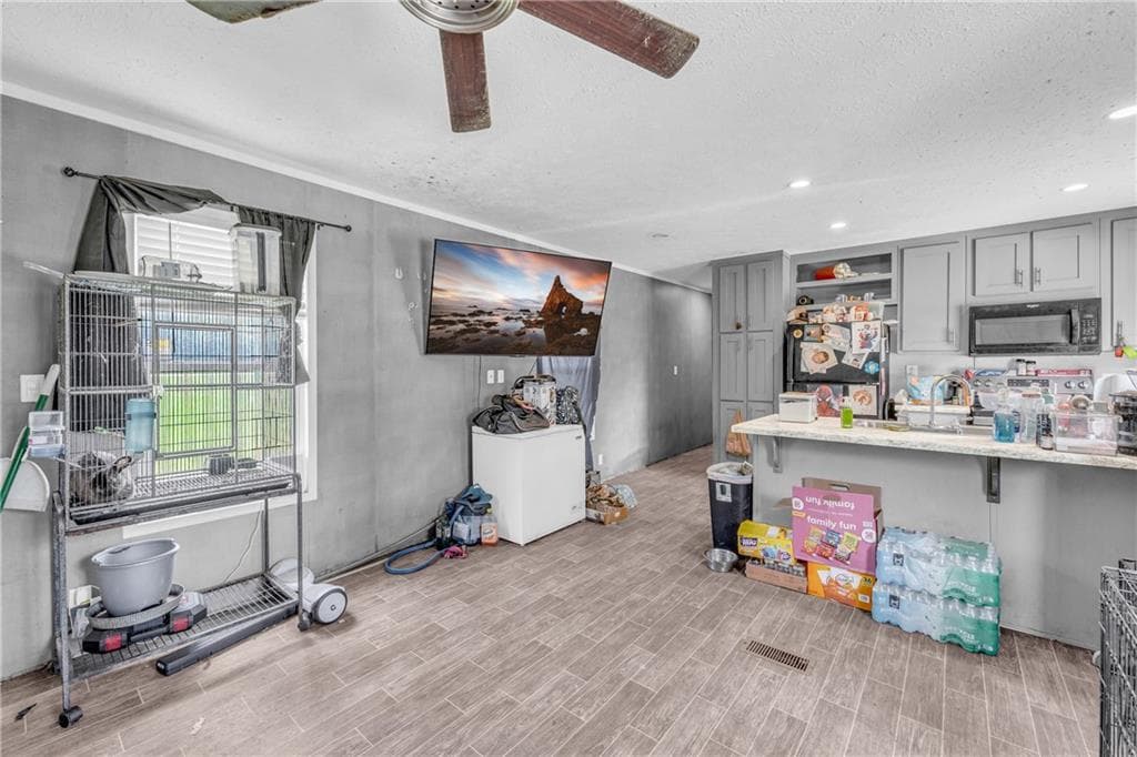 3 bedroom, 2 bathroom, 1,152 sq ft single family residence for sale at 2159 Deep Creek Road, Dewy Rose, GA 30634 — photo 8
