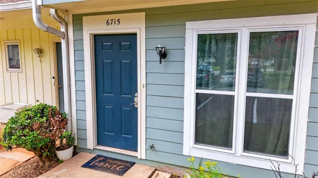 2 bedroom, 3 bathroom, 1,036 sq ft townhouse for sale at 6715 Colchester Place, Norcross, GA 30093 — photo 8