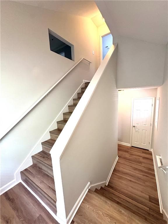 3 bedroom, 2 bathroom, 1,587 sq ft condominium for sale at 4080 Riverlook Parkway 205, Marietta, GA 30067 — photo 6