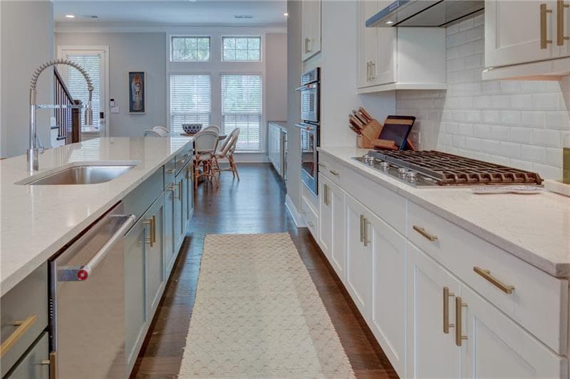 3 bedroom, 4 bathroom, 2,280 sq ft townhouse for sale at 2357 Brissett Lane, Brookhaven, GA 30319 — photo 9