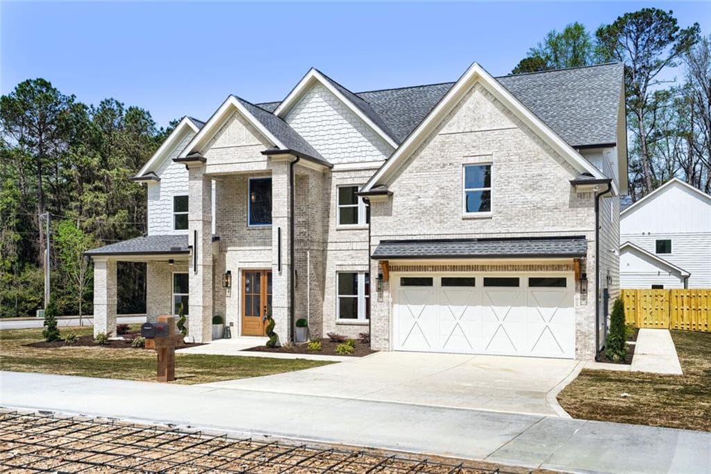 5 bedroom, 6 bathroom, 4,460 sq ft single family residence for sale at 932 Cooper Road, Grayson, GA 30017 — photo 2