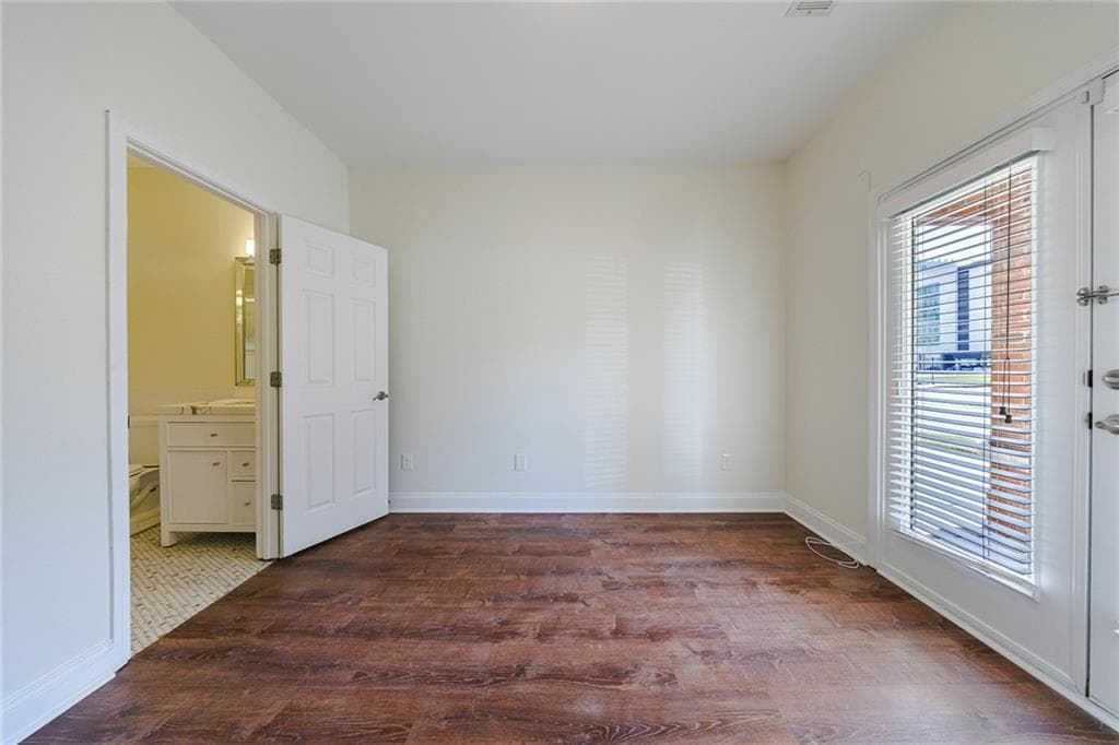 3 bedroom, 4 bathroom, 1,270 sq ft townhouse for rent at 201 16th Street 3, Atlanta, GA 30363 for $3,000 a month — photo 4