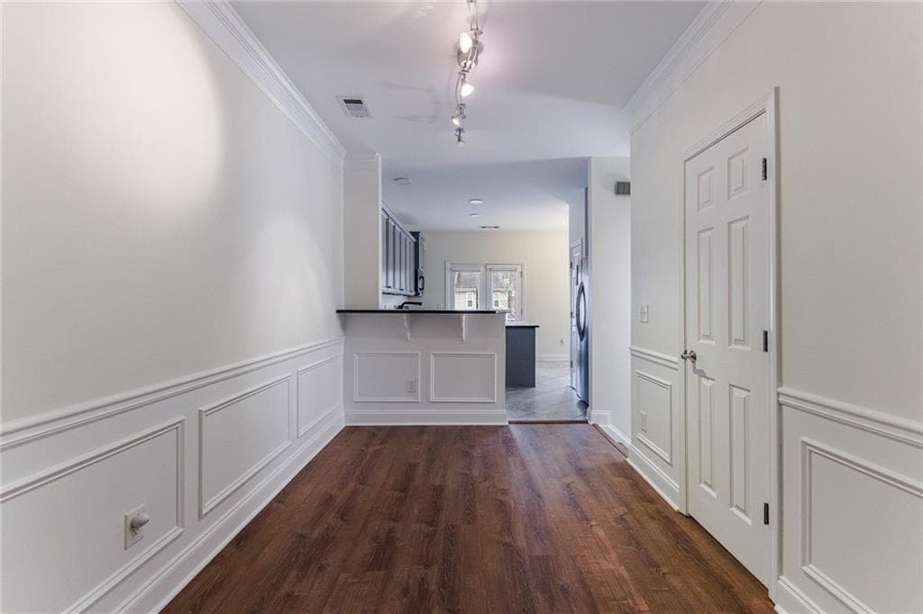3 bedroom, 4 bathroom, 1,270 sq ft townhouse for rent at 201 16th Street 3, Atlanta, GA 30363 for $3,000 a month — photo 10