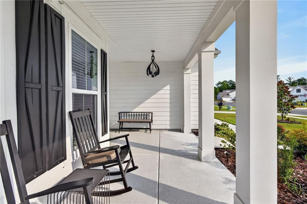 4 bedroom, 3 bathroom, 2,799 sq ft single family residence for sale at 257 Heron Creek Drive, Richmond Hill, GA 31324 — photo 8