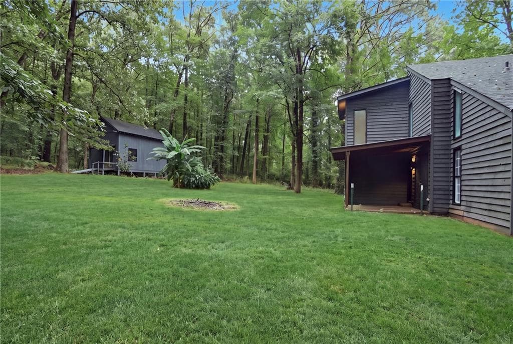 3 bedroom, 3 bathroom, 1,582 sq ft single family residence under contract at 720 Twin Pines Road, Covington, GA 30014 — photo 6