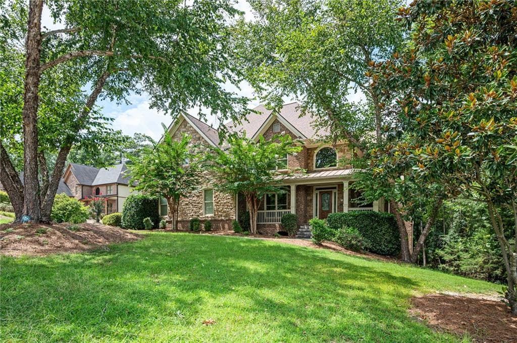 6 bedroom, 5 bathroom, 4,900 sq ft single family residence for sale at 1526 Rocky River Drive, Lawrenceville, GA 30045 — photo 3