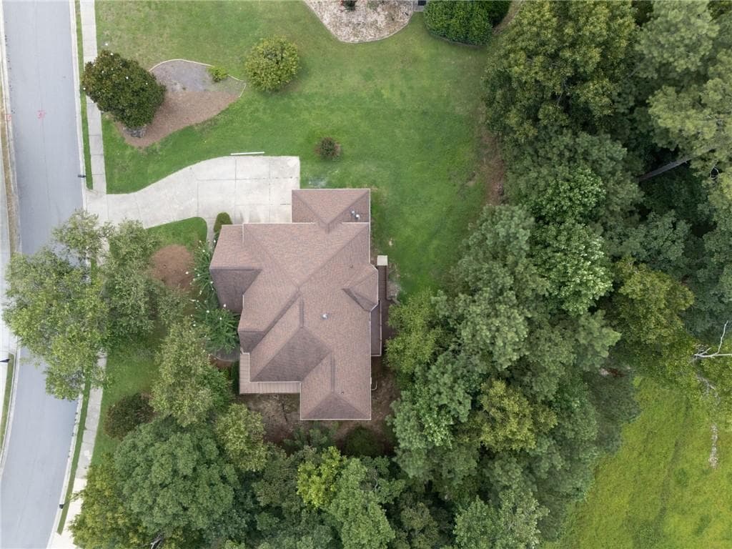 6 bedroom, 5 bathroom, 4,900 sq ft single family residence for sale at 1526 Rocky River Drive, Lawrenceville, GA 30045 — photo 4