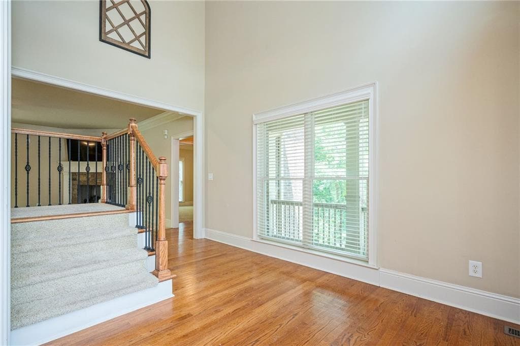 6 bedroom, 5 bathroom, 4,900 sq ft single family residence for sale at 1526 Rocky River Drive, Lawrenceville, GA 30045 — photo 8