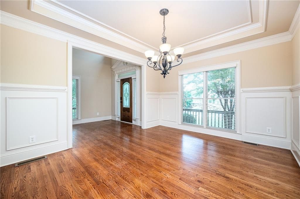6 bedroom, 5 bathroom, 4,900 sq ft single family residence for sale at 1526 Rocky River Drive, Lawrenceville, GA 30045 — photo 10