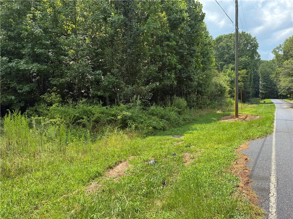 3 bedroom, 1 bathroom other for sale at 5420 Cantrell Road, Dawsonville, GA 30534 — photo 8