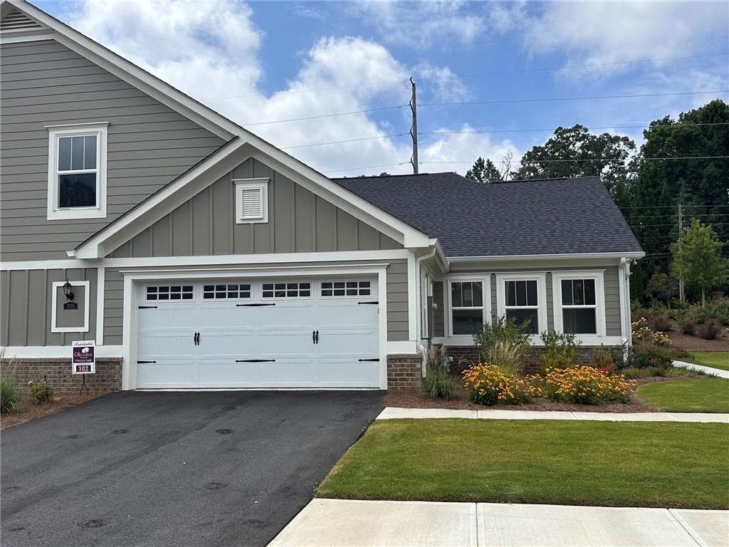 2 bedroom, 2 bathroom, 1,870 sq ft condominium for sale at 3715 Baguette Court 102, Cumming, GA 30028