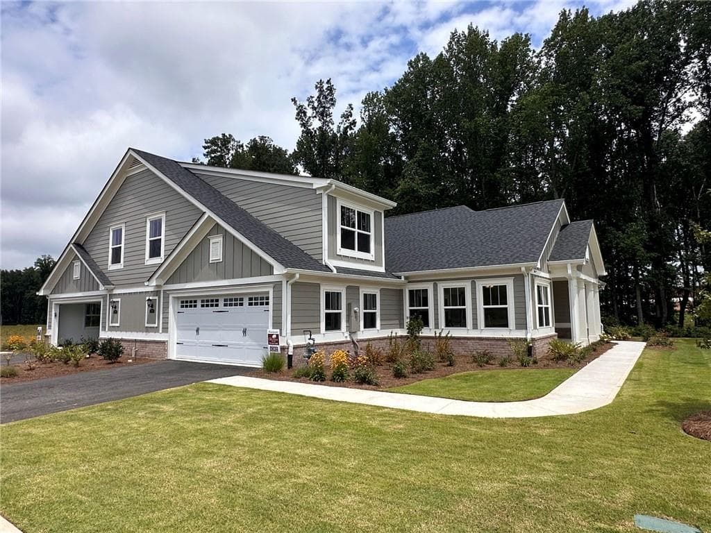 3 bedroom, 3 bathroom, 2,334 sq ft condominium for sale at 3750 Baguette Court 1202, Cumming, GA 30028 — photo 2