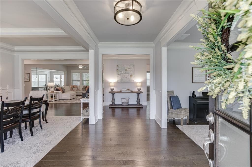 5 bedroom, 4 bathroom, 4,464 sq ft single family residence under contract at 4695 Gablestone Crossing, Hoschton, GA 30548 — photo 4