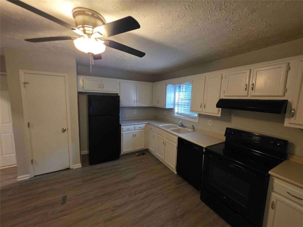 3 bedroom, 3 bathroom, 1,496 sq ft single family residence for sale at 4154 N Knotty Oak Trail, Douglasville, GA 30135 — photo 5