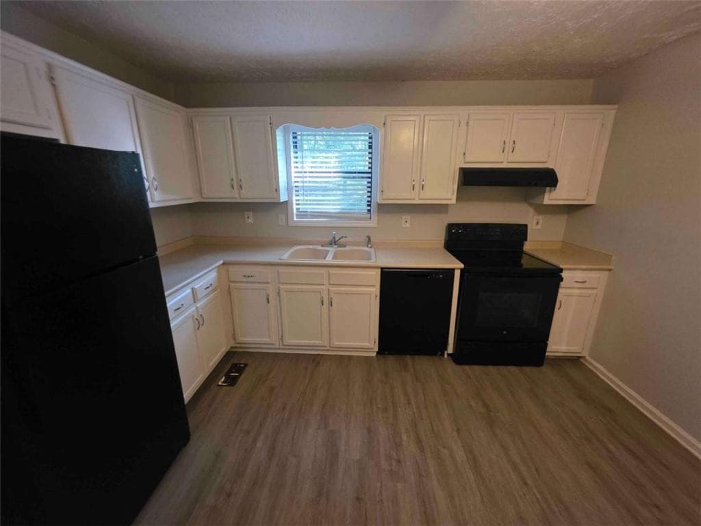 3 bedroom, 3 bathroom, 1,496 sq ft single family residence for sale at 4154 N Knotty Oak Trail, Douglasville, GA 30135 — photo 6