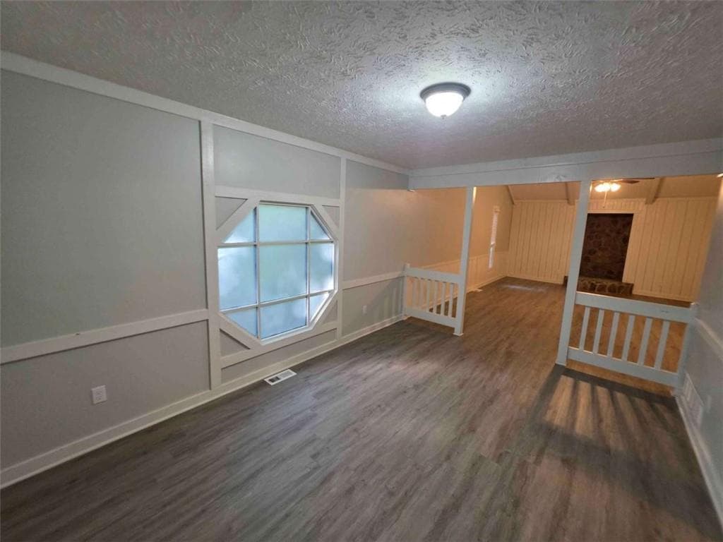 3 bedroom, 3 bathroom, 1,496 sq ft single family residence for sale at 4154 N Knotty Oak Trail, Douglasville, GA 30135 — photo 9