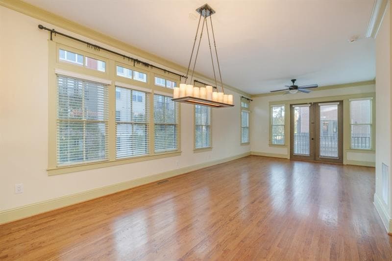 3 bedroom, 4 bathroom, 1,943 sq ft townhouse for rent at 4685 Dogwood Alley, Dunwoody, GA 30338 for $3,850 a month — photo 7