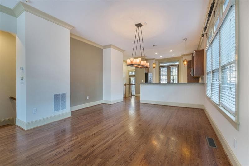 3 bedroom, 4 bathroom, 1,943 sq ft townhouse for rent at 4685 Dogwood Alley, Dunwoody, GA 30338 for $3,850 a month — photo 9