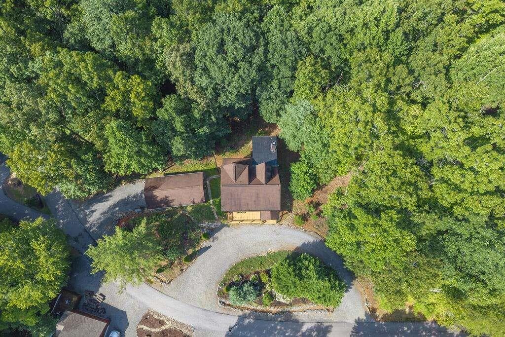 3 bedroom, 3 bathroom, 2,520 sq ft single family residence for sale at 72 Gibbs Trail, Mineral Bluff, GA 30559 — photo 6