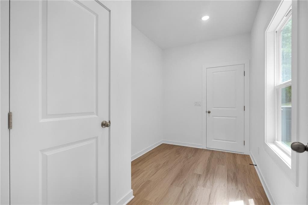 5 bedroom, 4 bathroom, 2,755 sq ft single family residence for sale at 969 Brookmere Court, Atlanta, GA 30349 — photo 10