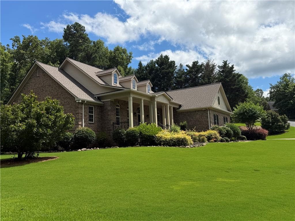 4 bedroom, 4 bathroom, 3,026 sq ft single family residence under contract at 3 Mountain Crest Drive, Rome, GA 30165 — photo 3