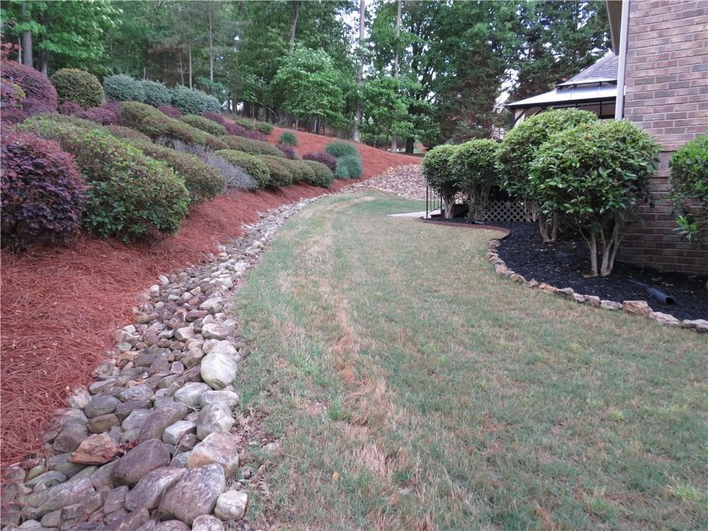 4 bedroom, 4 bathroom, 3,026 sq ft single family residence under contract at 3 Mountain Crest Drive, Rome, GA 30165 — photo 10