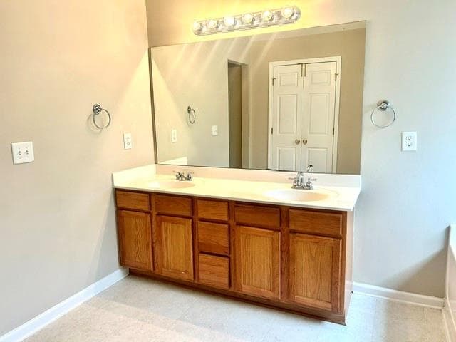 3 bedroom, 2 bathroom, 1,970 sq ft single family residence for sale at 325 Stone Valley Xing, Canton, GA 30114 — photo 10