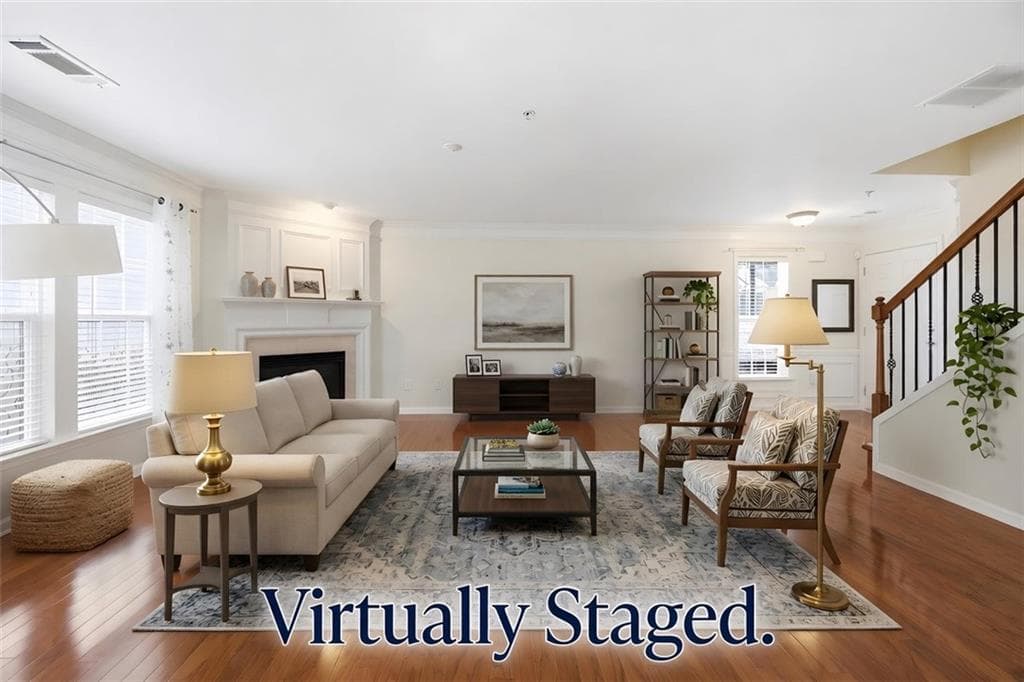 4 bedroom, 3 bathroom, 1,878 sq ft townhouse for sale at 251 Balaban Circle, Woodstock, GA 30188 — photo 4
