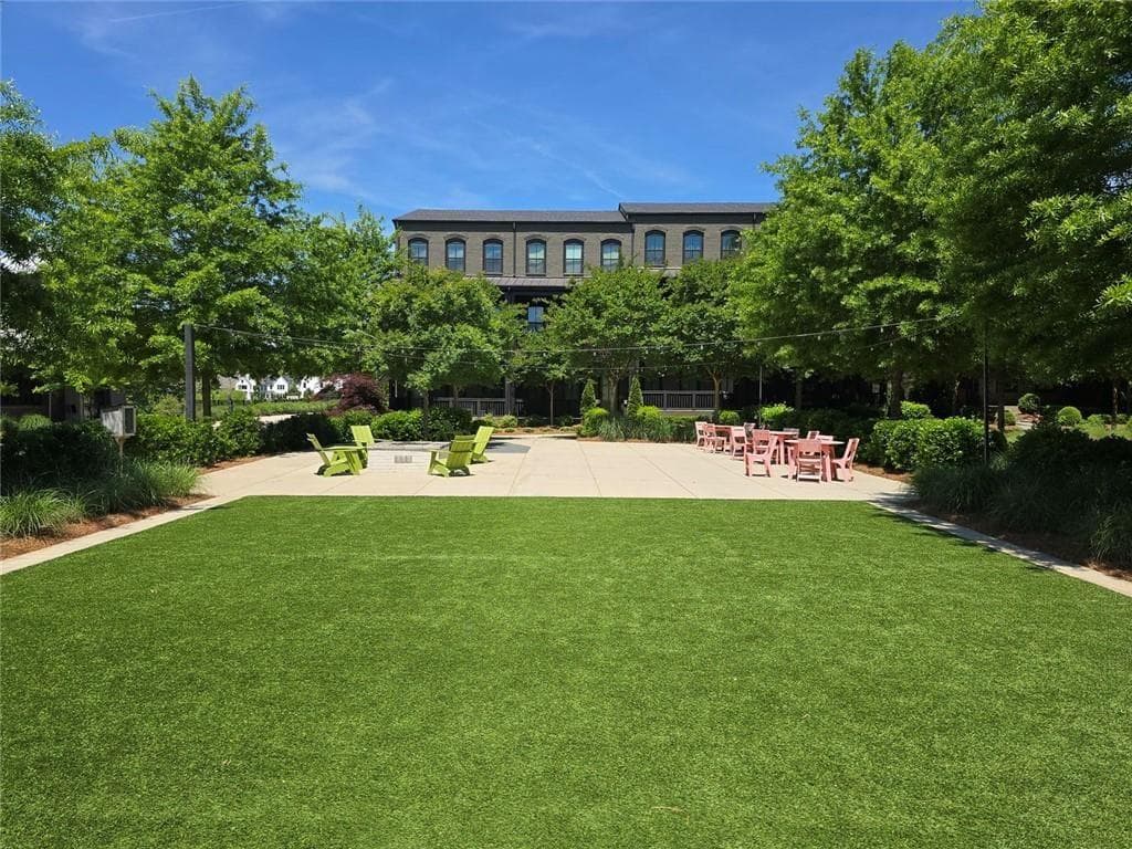 3 bedroom, 4 bathroom, 2,024 sq ft townhouse for sale at 6675 Cortland Walk, Alpharetta, GA 30005 — photo 3