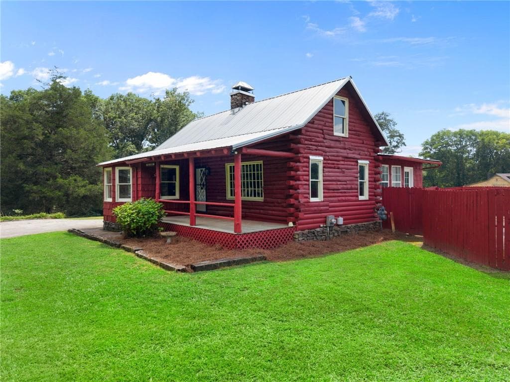 3 bedroom, 3 bathroom, 1,198 sq ft single family residence under contract at 2059 Cave Spring Road, Cedartown, GA 30125 — photo 6