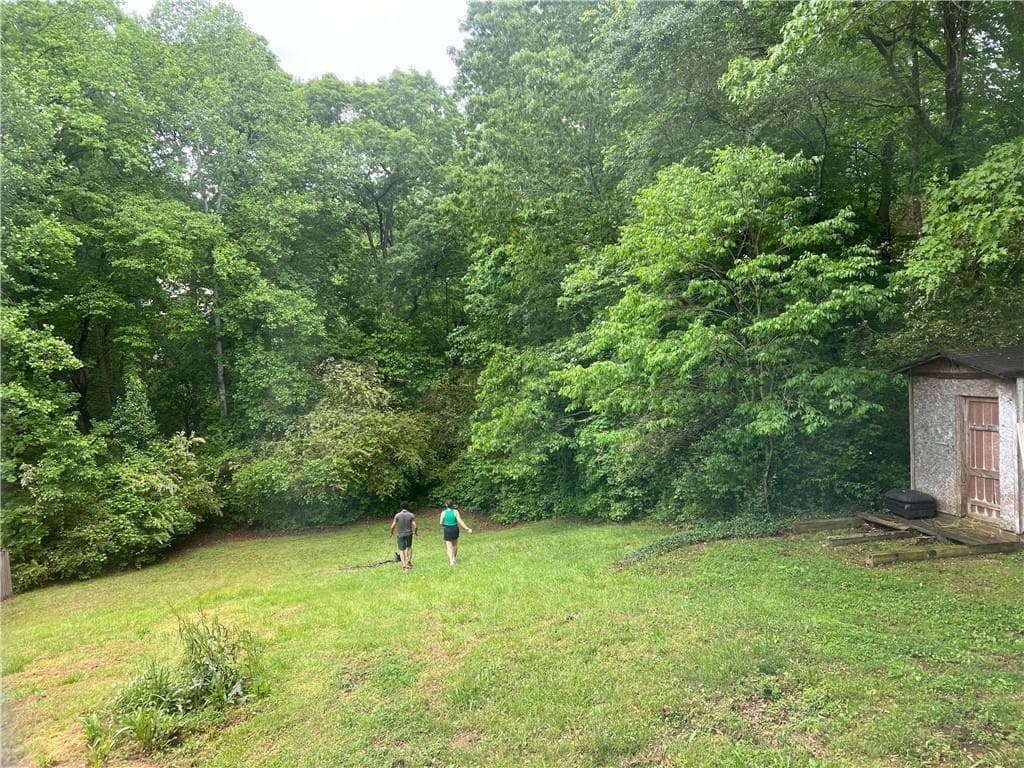 2 bedroom, 2 bathroom, 1,422 sq ft single family residence for sale at 3722 Longstreet Church Road, Cumming, GA 30040 — photo 6